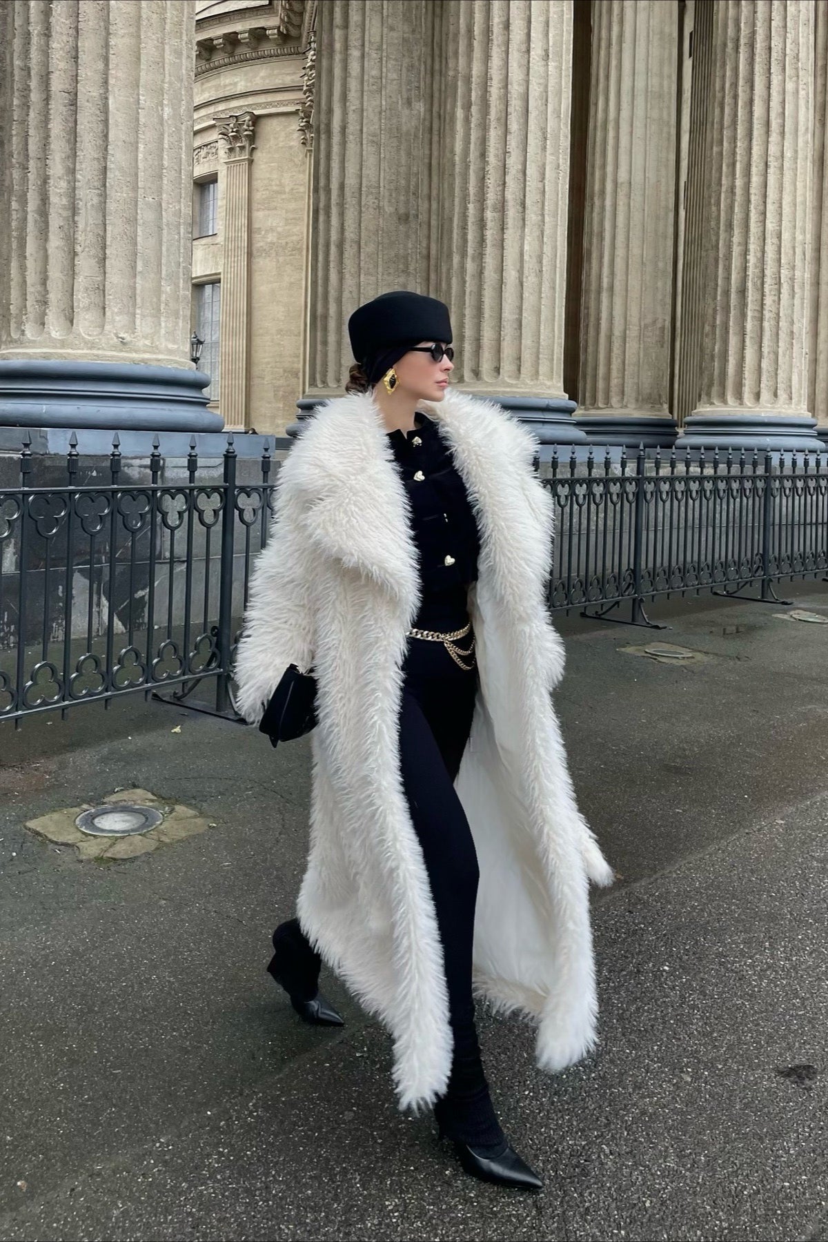Elegantly Styled Coat for Everyday Wear