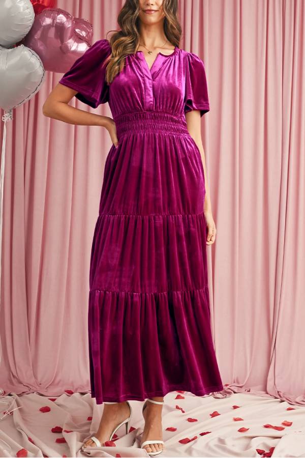 Beautifully Crafted Dress in a Classic Style