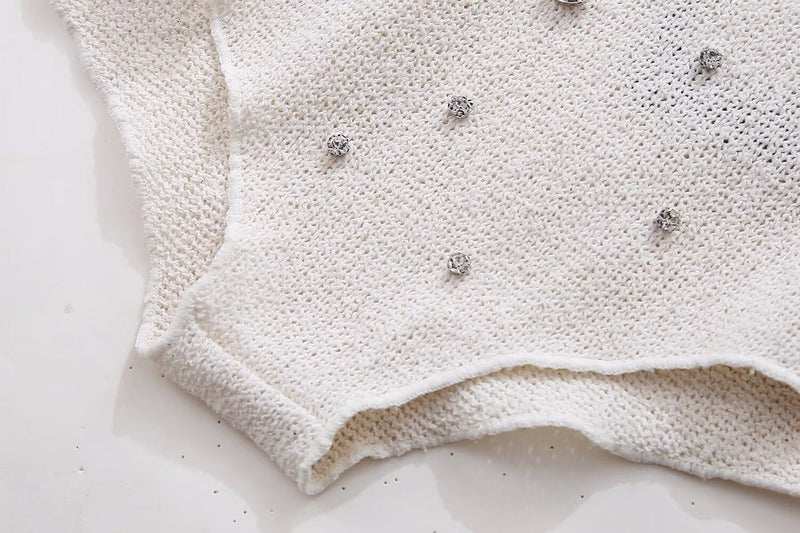 Gracefully Styled Garment for Any Occasion