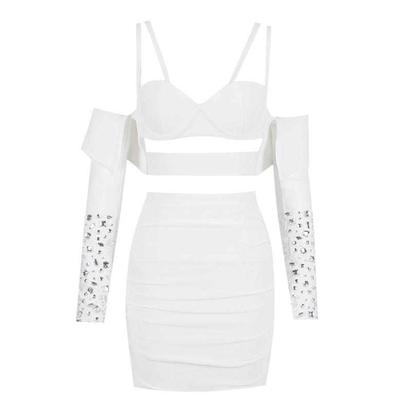 Beautifully Finished Top in a Timeless Design