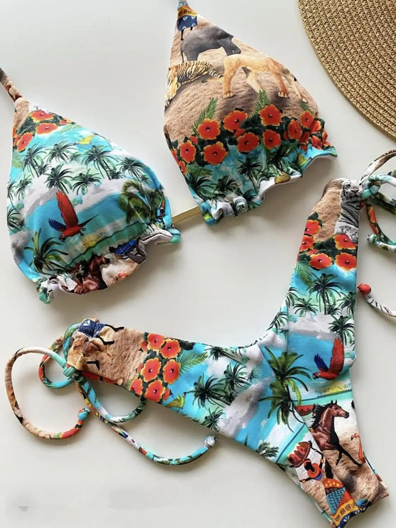 Effortlessly Elegant Swimsuit with a Timeless Design
