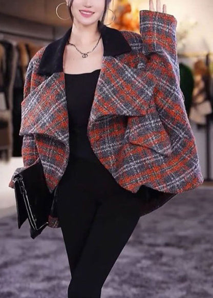 Elegantly Styled Coat for Everyday Wear