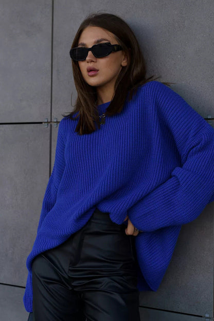 Effortlessly Elegant Sweater with a Timeless Design