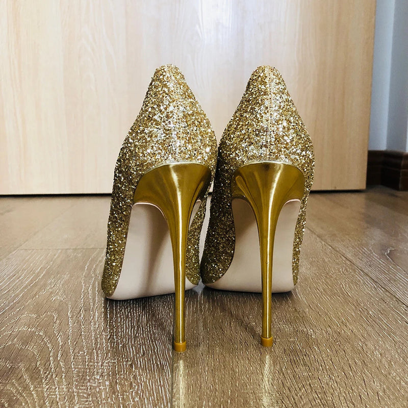 Classic Vintage Shoes with a Flattering Fit