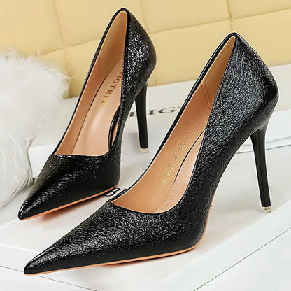 Well Tailored Heels with a Graceful Silhouette