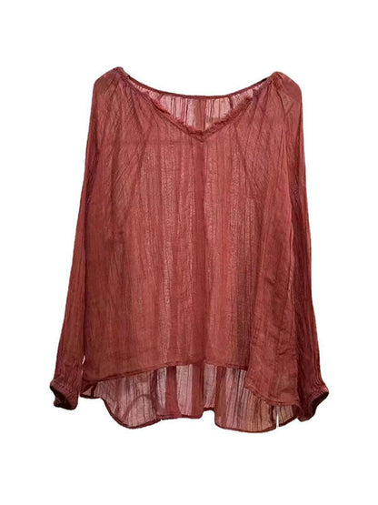 Well Tailored Blouse with a Graceful Silhouette
