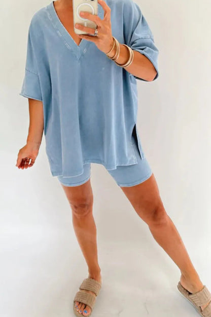 Effortlessly Elegant Garment with a Timeless Design