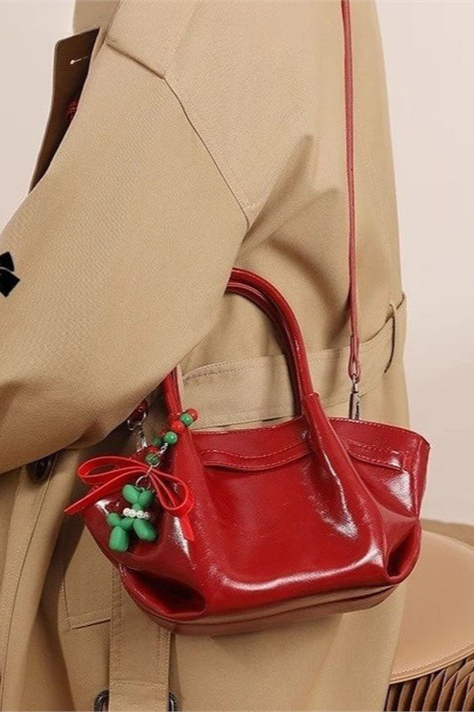 Classic Vintage Bag with a Flattering Fit