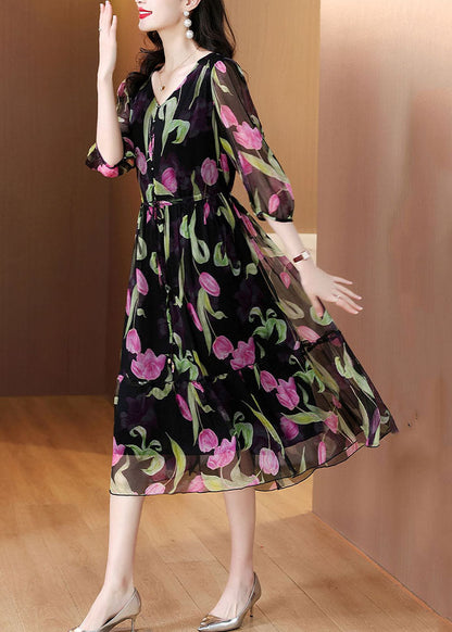 Classic Vintage Dress with a Flattering Fit