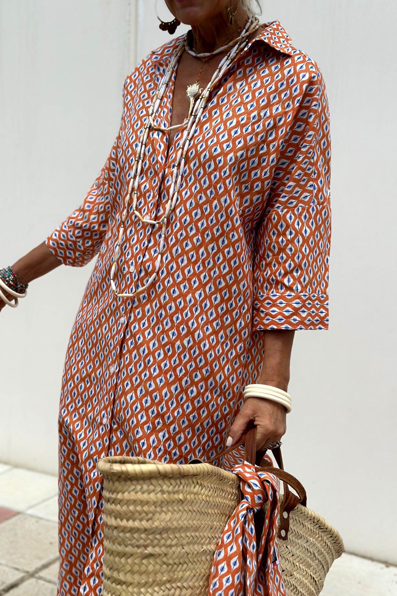 Gracefully Styled Dress for Any Occasion