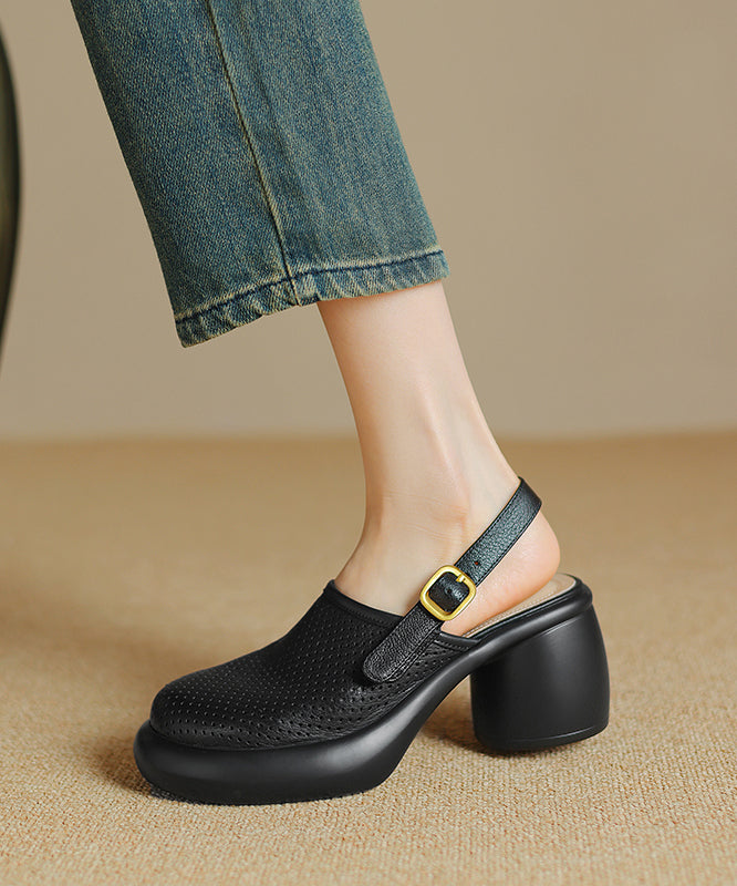 Effortlessly Elegant Sandals with a Timeless Design