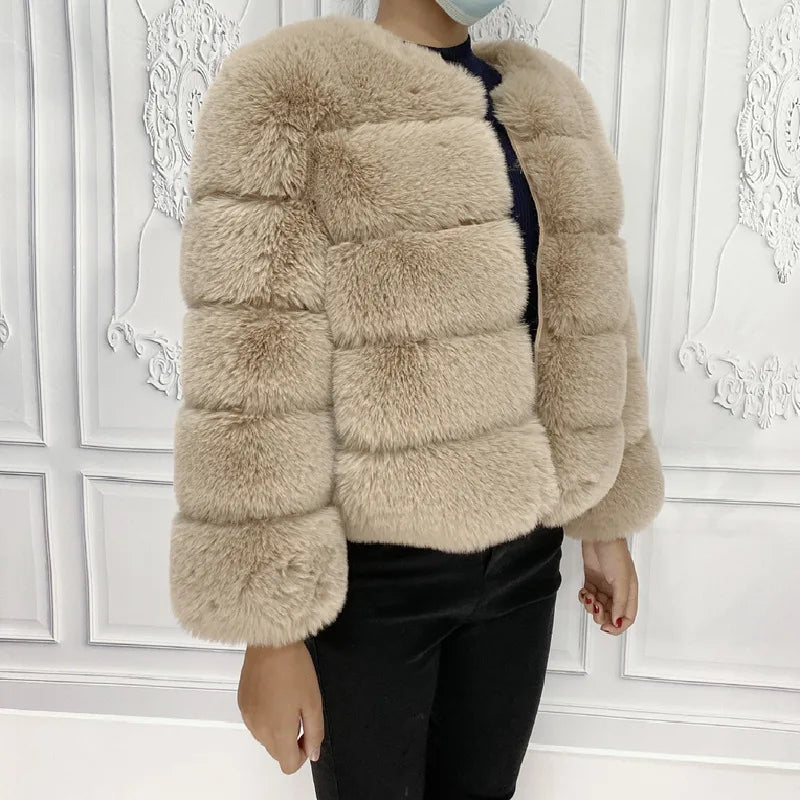 Gracefully Styled Coat for Any Occasion