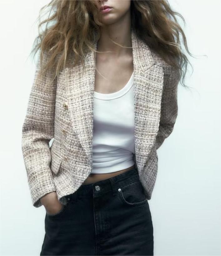Gracefully Styled Garment for Any Occasion