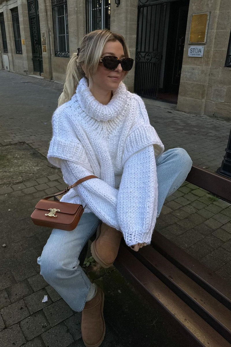 Classic Vintage Sweater with a Flattering Fit