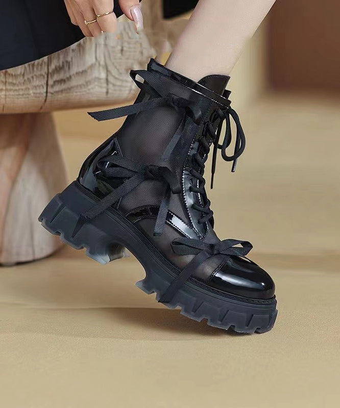 Beautifully Finished Boots in a Timeless Design