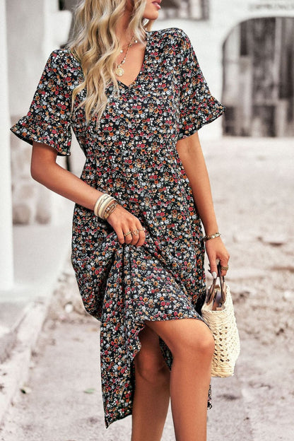 Sophisticated Dress with a Clean Classic Look