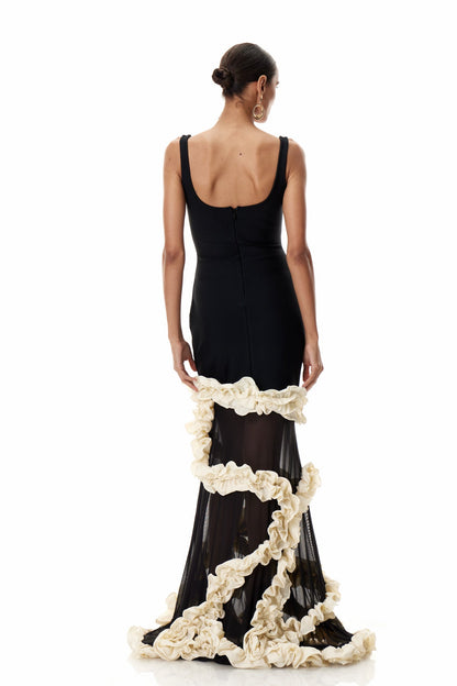 A Vintage Style Dress with Delicate Timeless Details