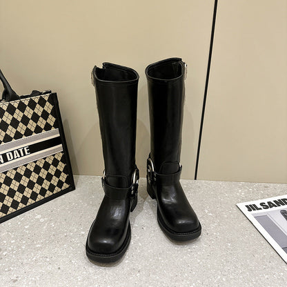 Beautifully Finished Boots in a Timeless Design