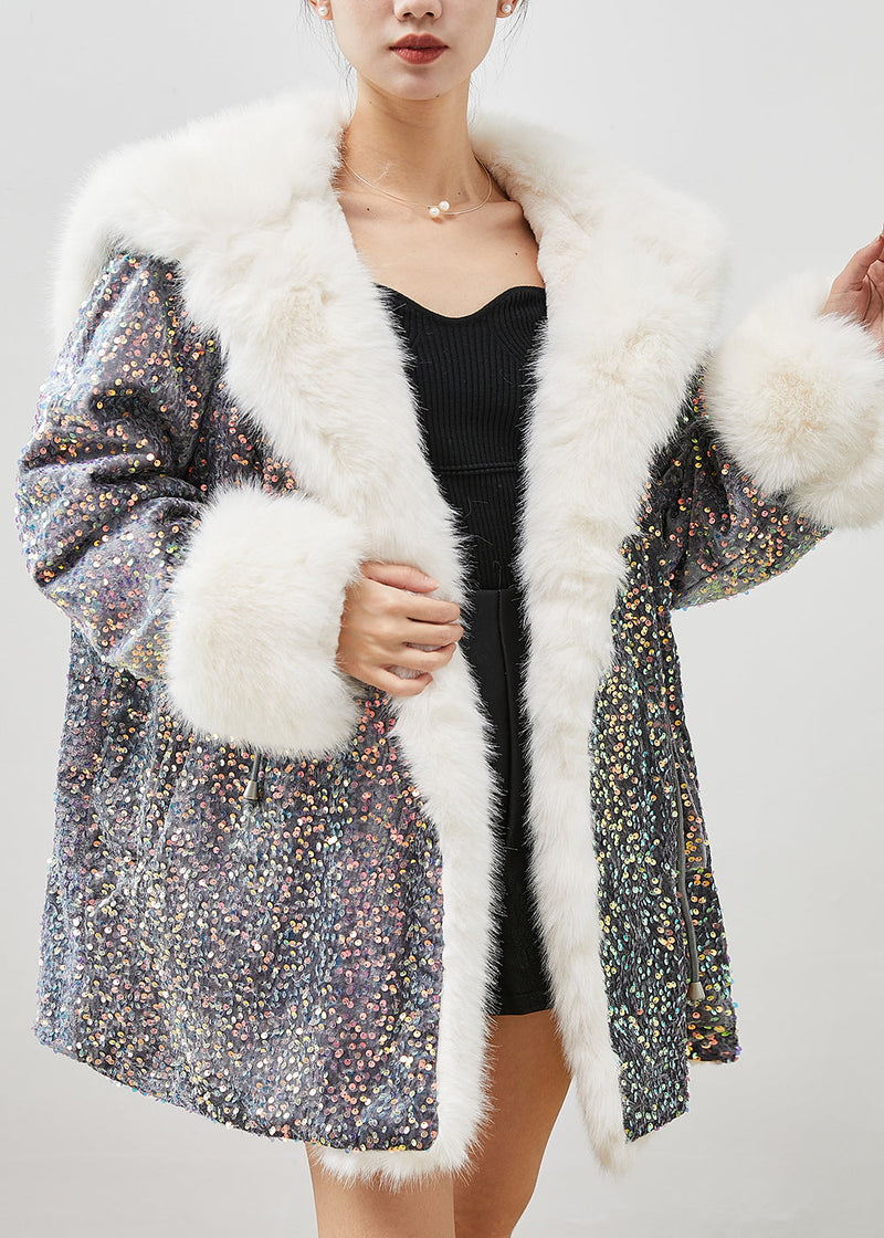 Elegantly Styled Coat for Everyday Wear