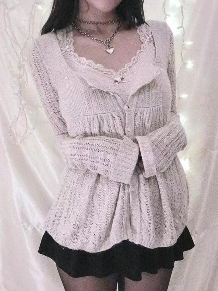 Elegantly Styled Cardigan for Everyday Wear