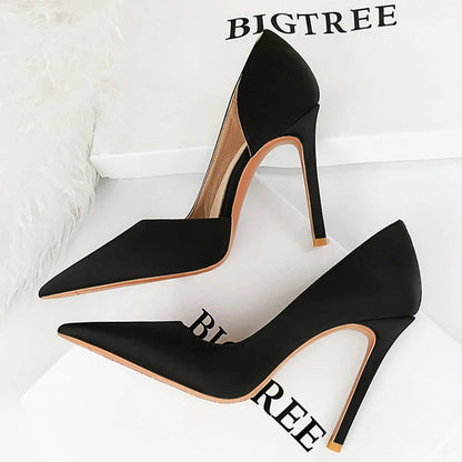 Classic Vintage & Enduringly Stylish Heels