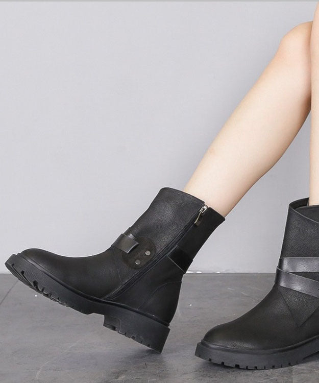 Elegantly Styled Boots for Everyday Wear