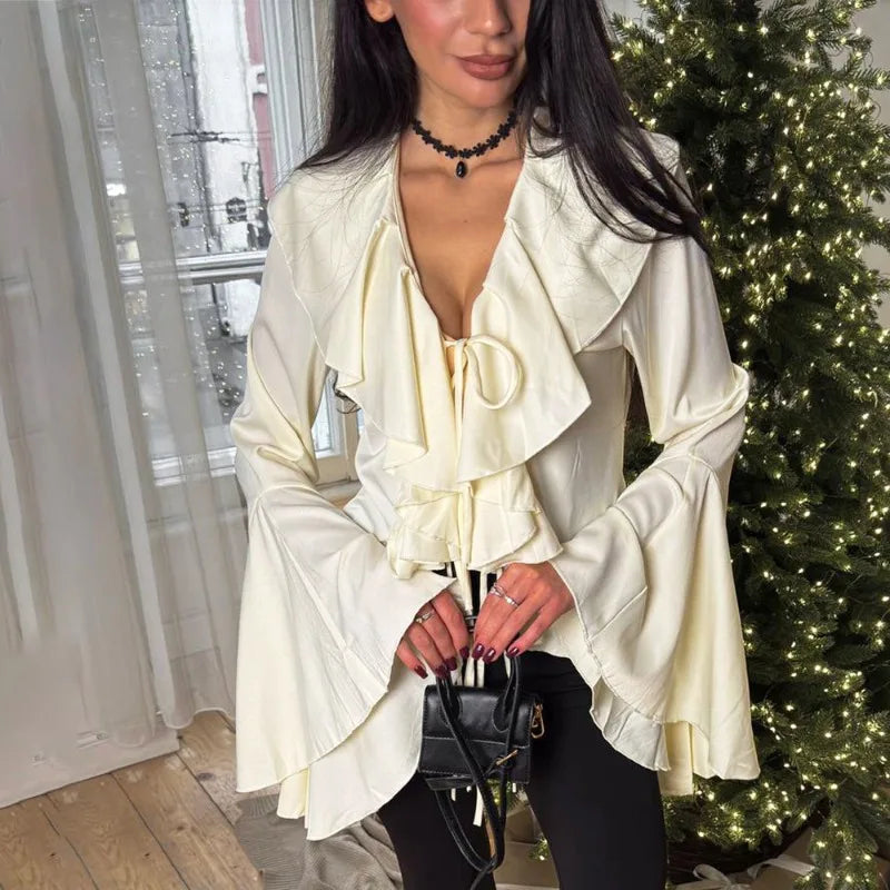 Sophisticated Blouse with a Clean Classic Look