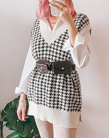 Well Tailored Top with a Graceful Silhouette