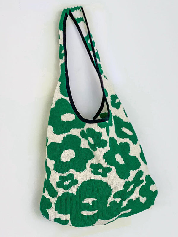 Beautifully Finished Bag in a Timeless Design