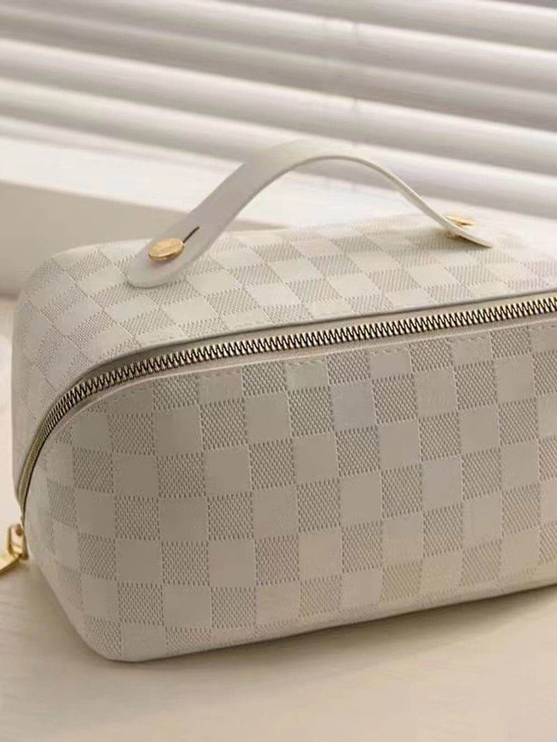 Classic Vintage Bag with a Flattering Fit