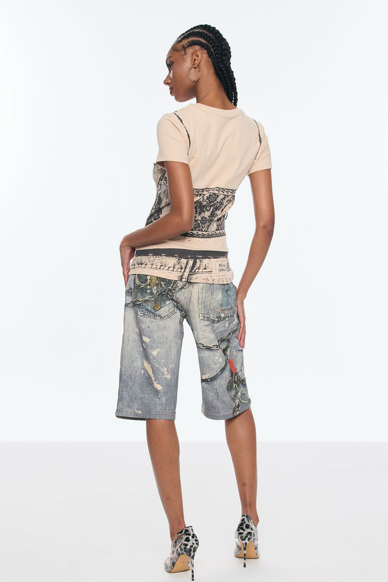 Well Tailored Garment with a Graceful Silhouette