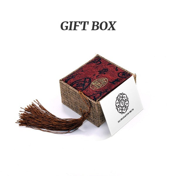 Well Tailored Garment with a Graceful Silhouette