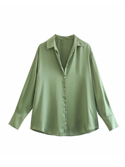 Effortlessly Elegant Blouse with a Timeless Design