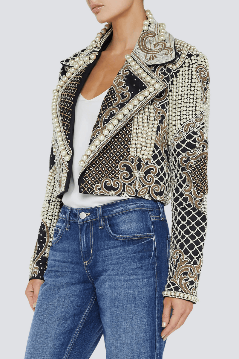 Gracefully Styled Garment for Any Occasion