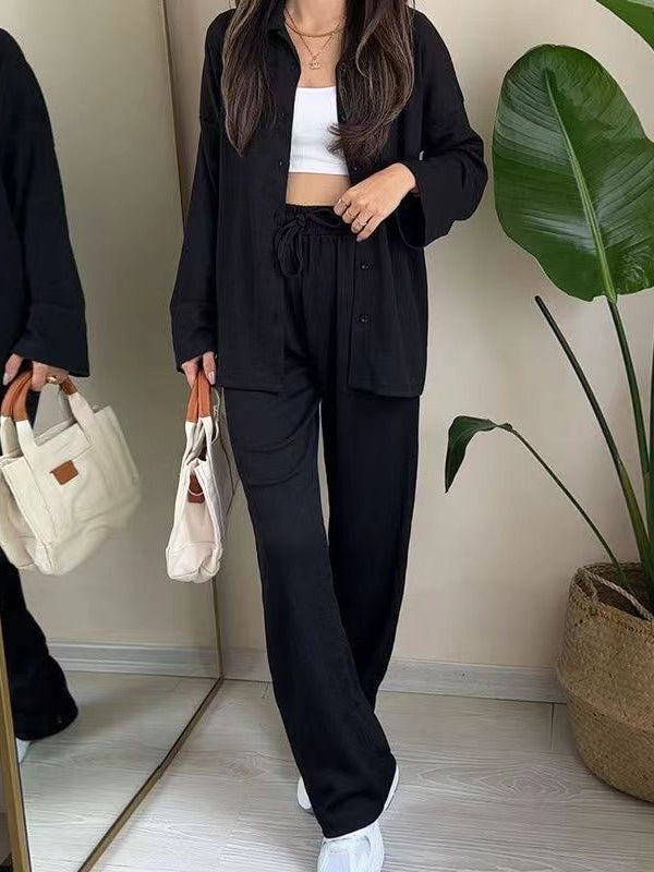 Sophisticated Blouse with a Clean Classic Look