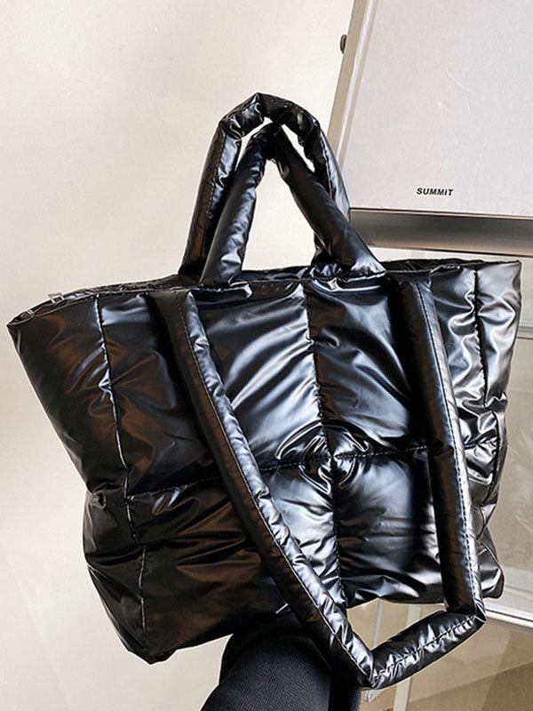 Beautifully Finished Bag in a Timeless Design