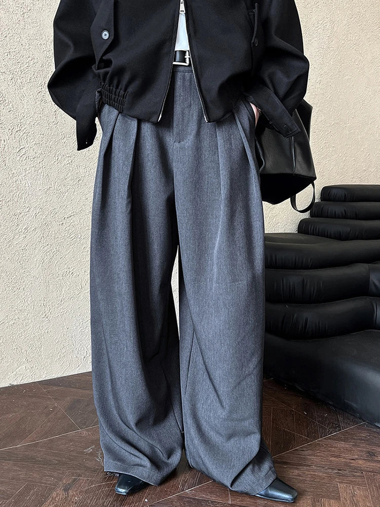 A Vintage Style Trousers with Delicate Timeless Details