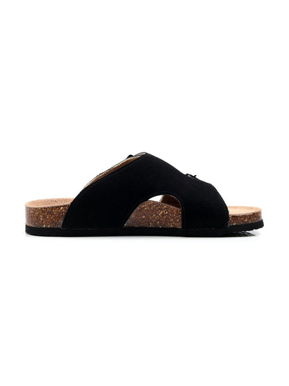 Well Tailored Sandals with a Graceful Silhouette