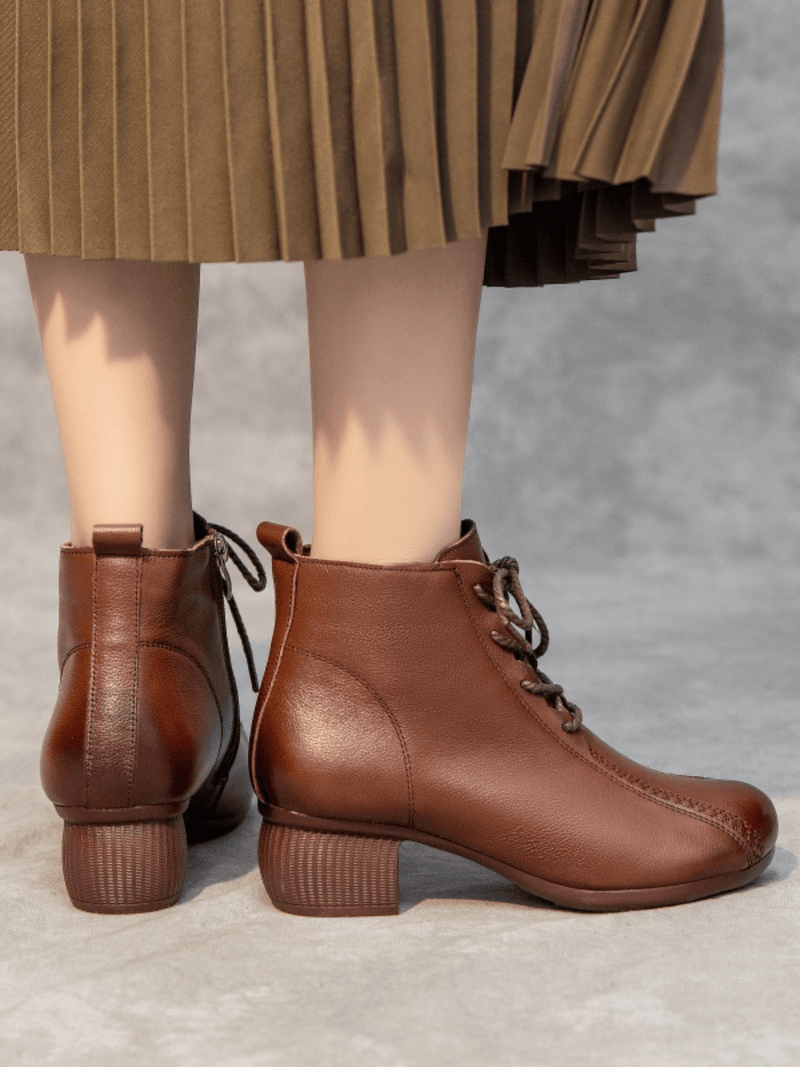 Polished Boots with an Effortless Classic Look