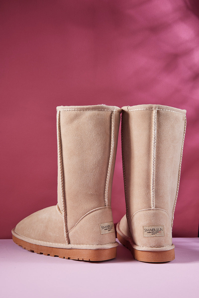 Gracefully Styled Boots for Any Occasion