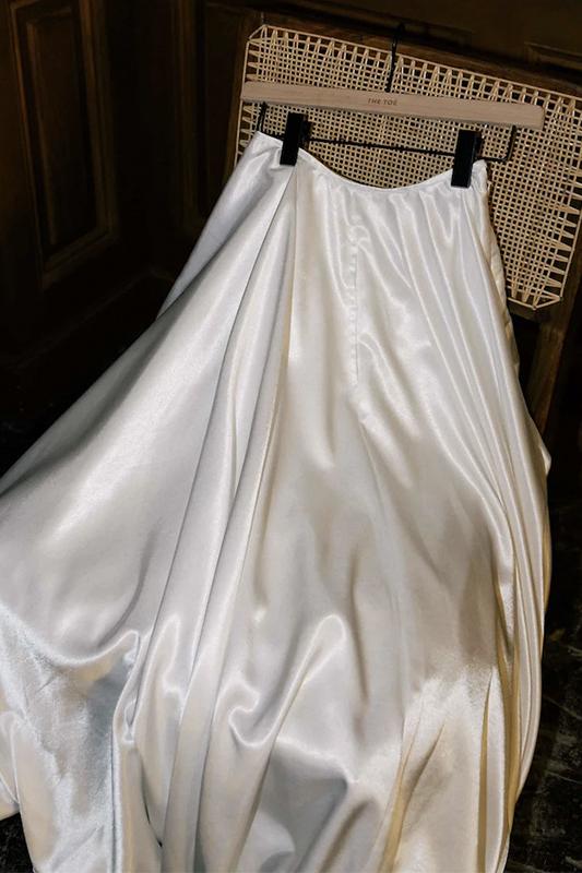 Classic Vintage & Enduringly Stylish Garment