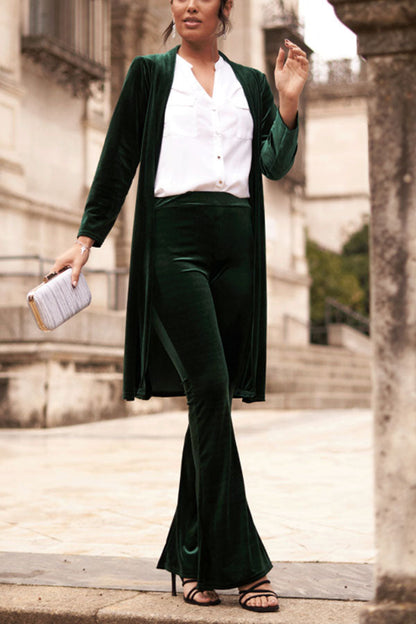 Gracefully Styled Garment for Any Occasion