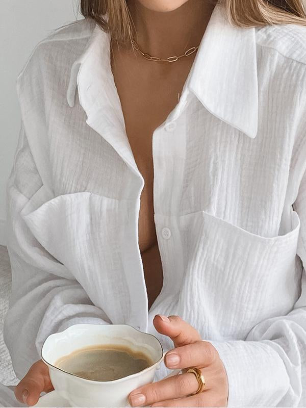 Effortlessly Elegant Garment with a Timeless Design