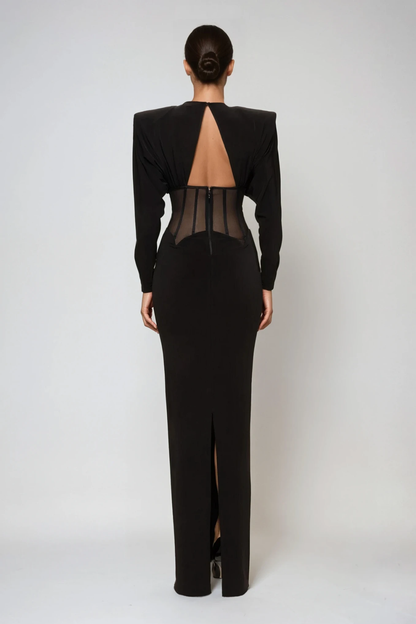 Effortlessly Elegant Dress with a Timeless Design