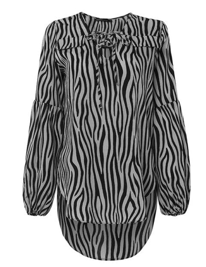 Effortlessly Elegant Top with a Timeless Design