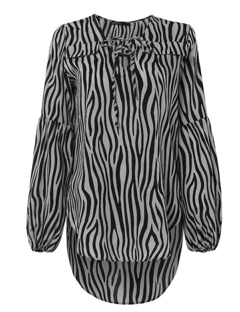 Effortlessly Elegant Top with a Timeless Design