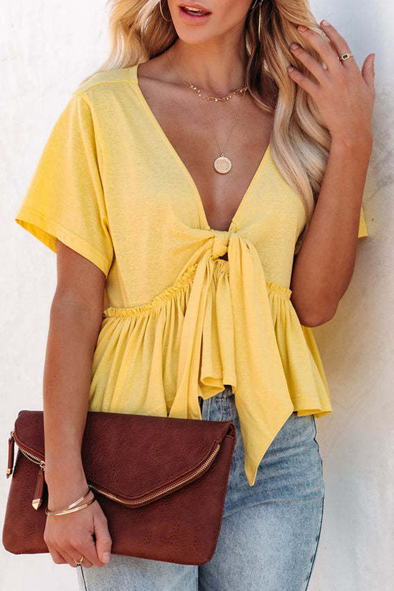 Classic Vintage Blouse with a Flattering Fit