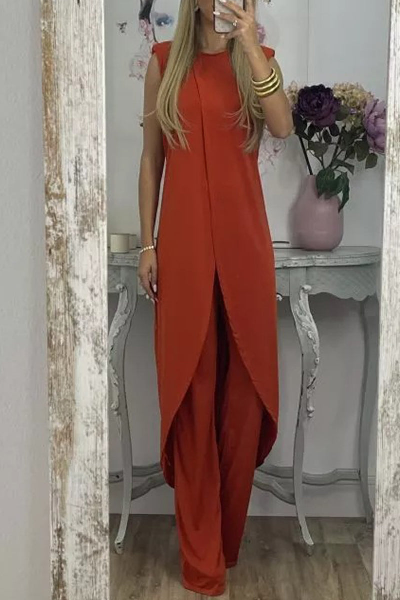 Effortlessly Elegant Garment with a Timeless Design