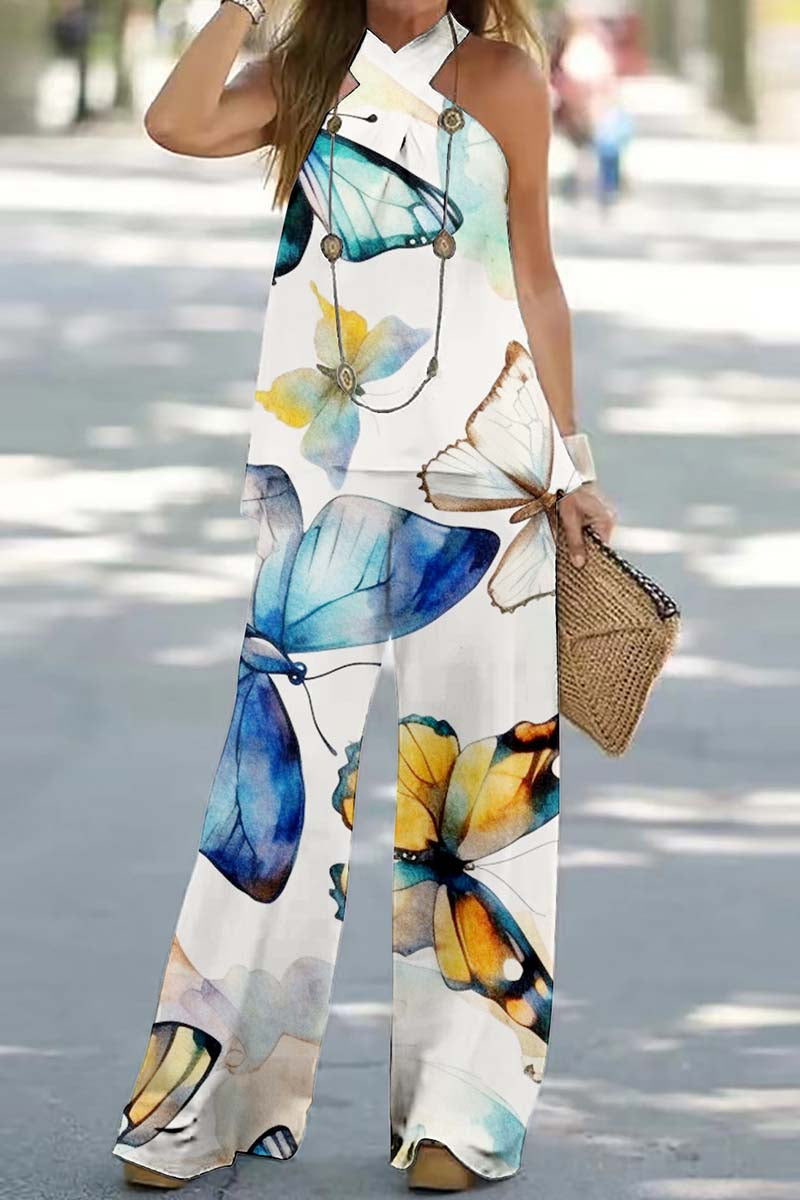 Sophisticated Garment with a Clean Classic Look