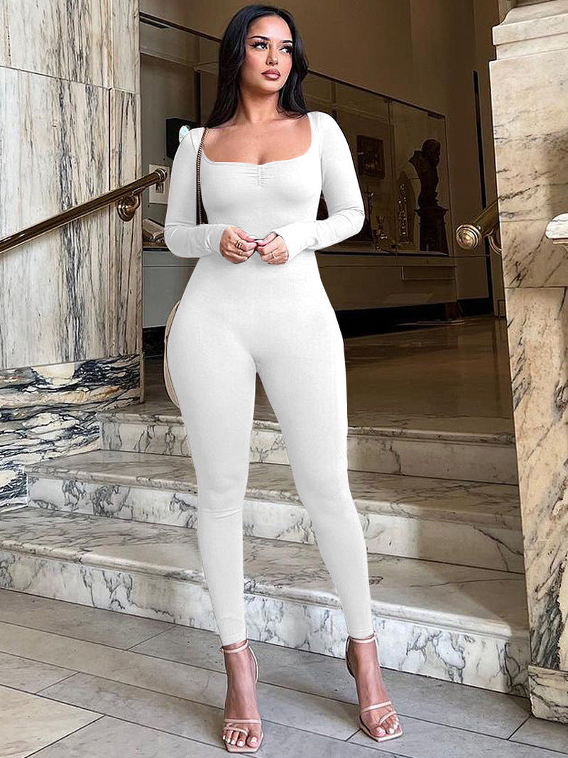 Well Tailored Garment with a Graceful Silhouette